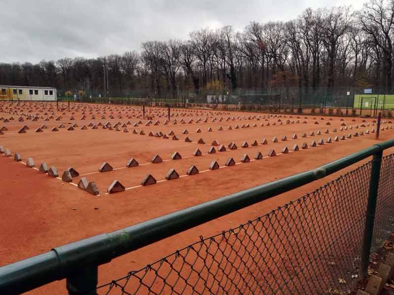 Tennisplatz winterfest gemacht